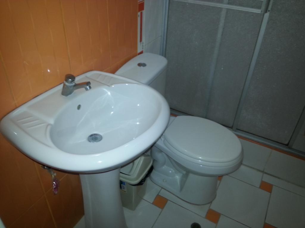 Hostal Puerto Ingles 일로 객실 사진